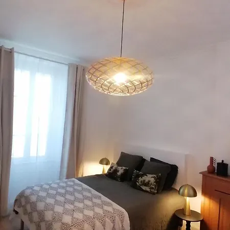 2 à 13km Du Puy Dufou Quarto em Acomodações Particulares